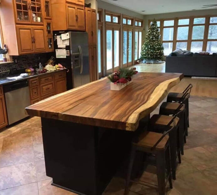 Choosing the Perfect Wood for Your Custom Furniture: A Guide to Quality and Durability